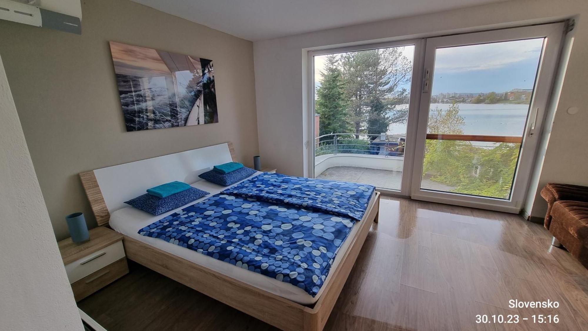 Topsenec-Lakeside Home Ngoại thất bức ảnh