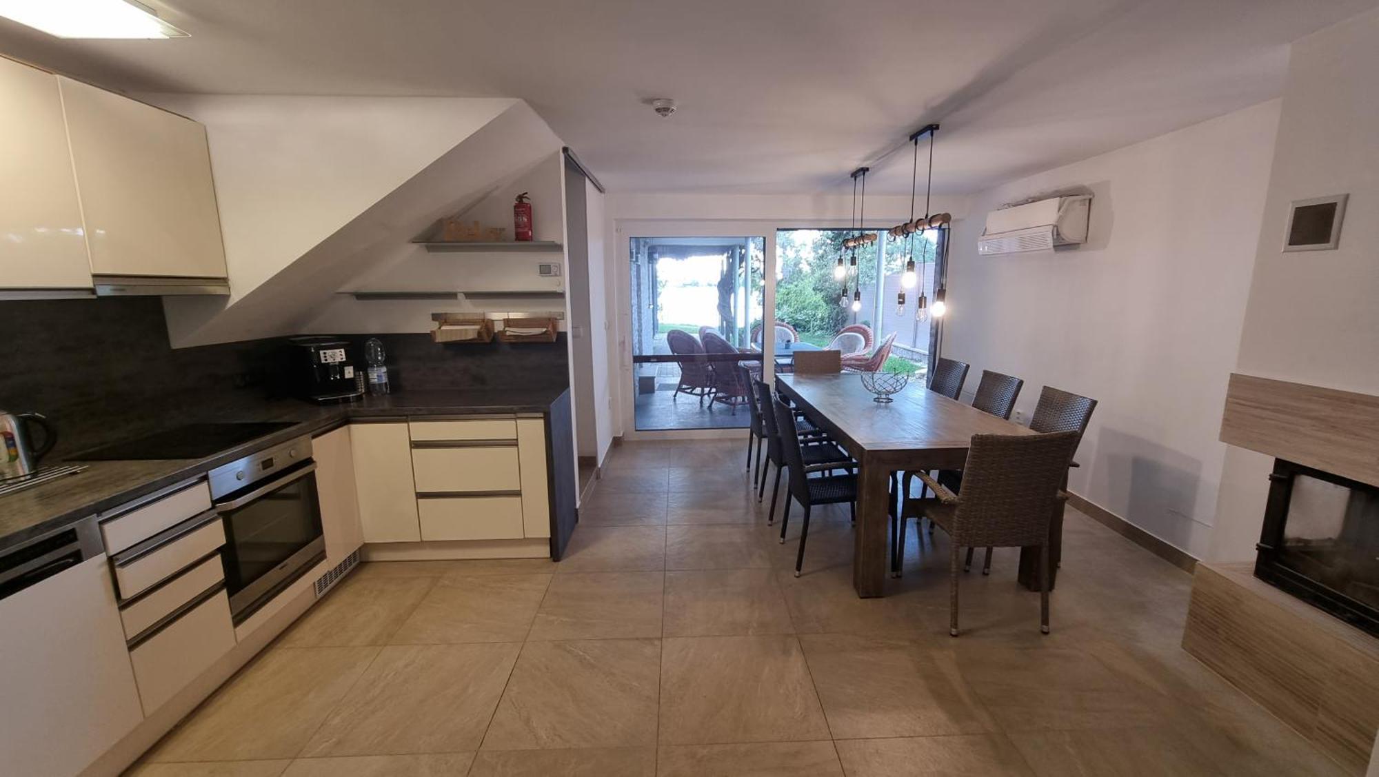 Topsenec-Lakeside Home Ngoại thất bức ảnh