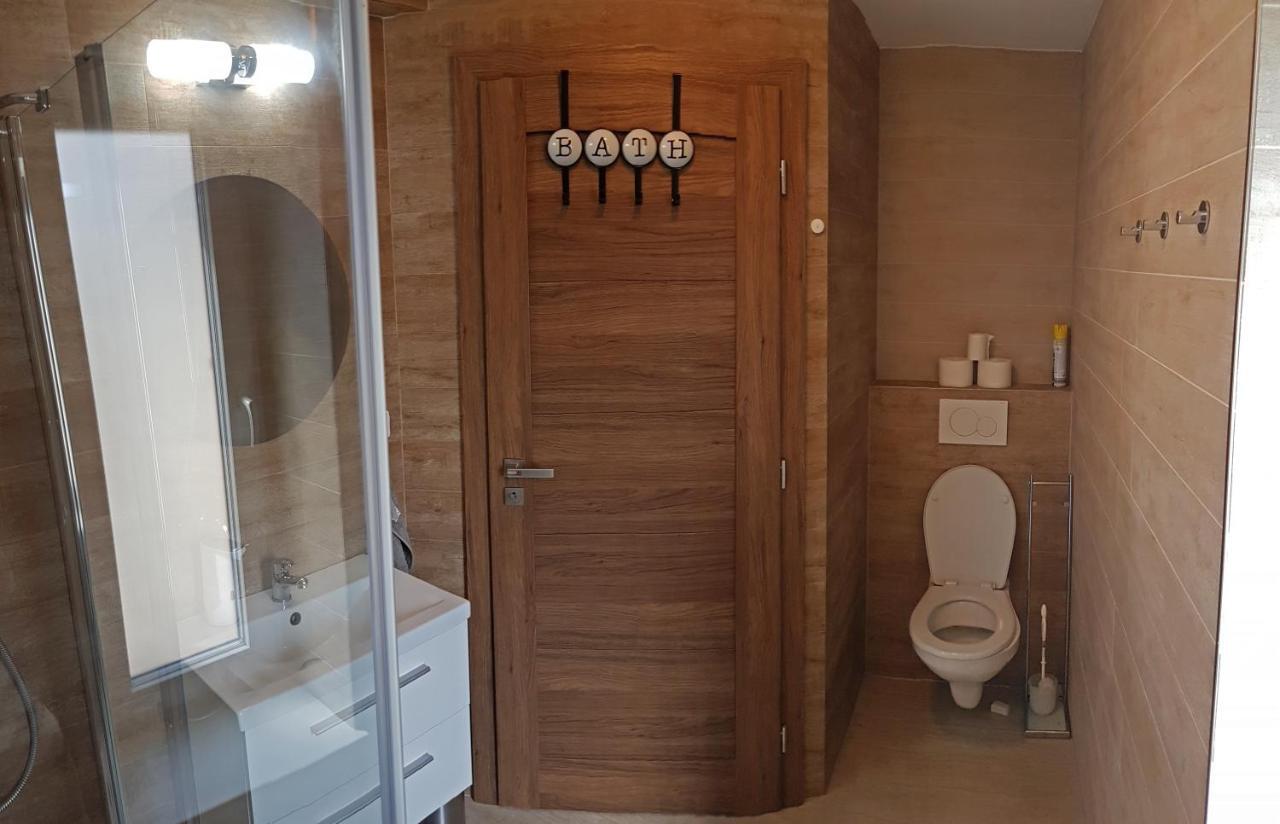 Topsenec-Lakeside Home Ngoại thất bức ảnh